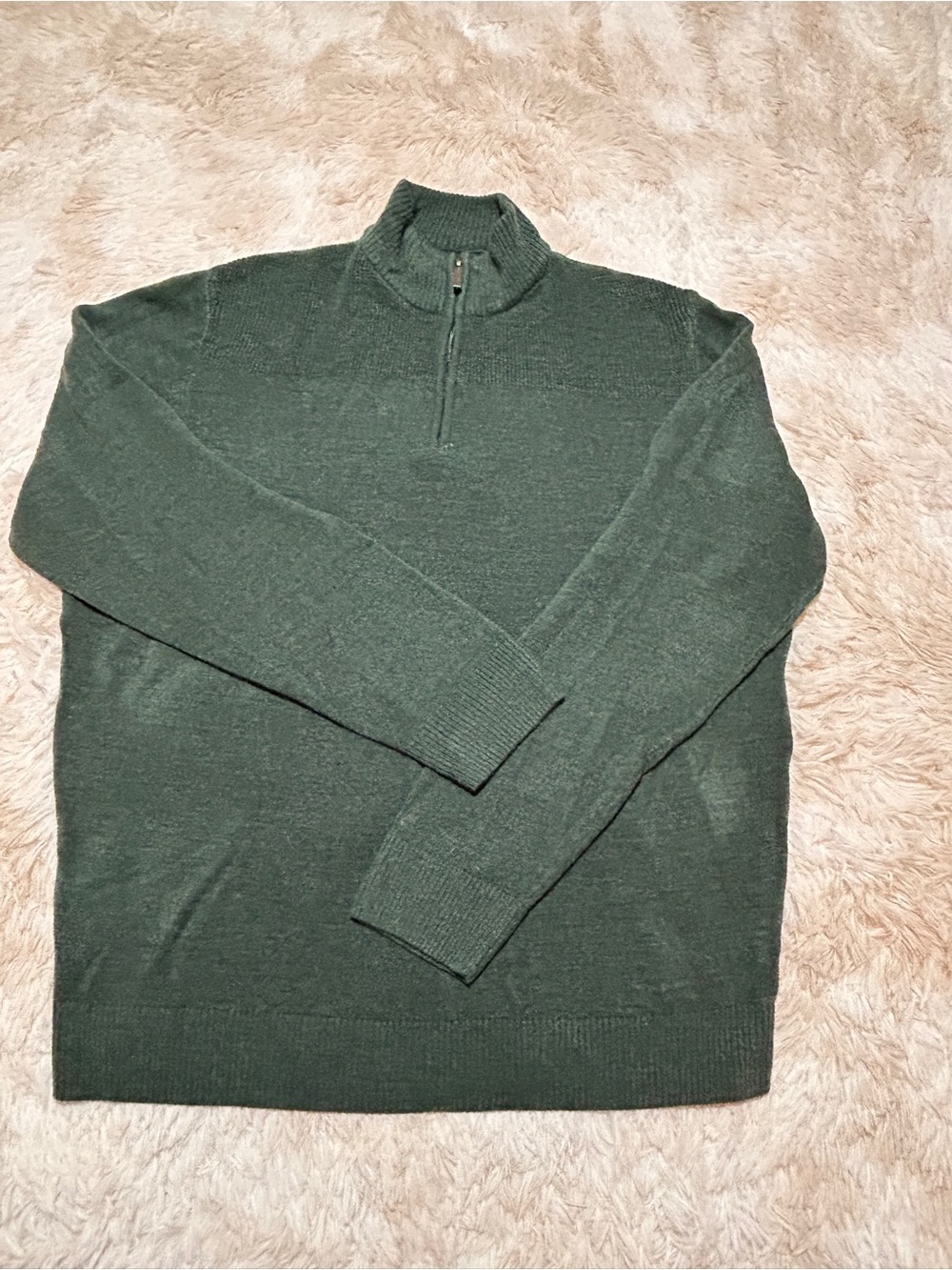 Geoffrey Beene Men's Quarter-Zip Sweater in Dark Green